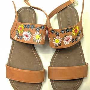 Shoes - Sandals